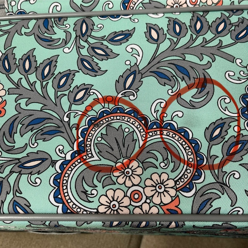 Vera Bradley Rolling Suitcase in RETIRED Fan Floral - Picture 12 of 13